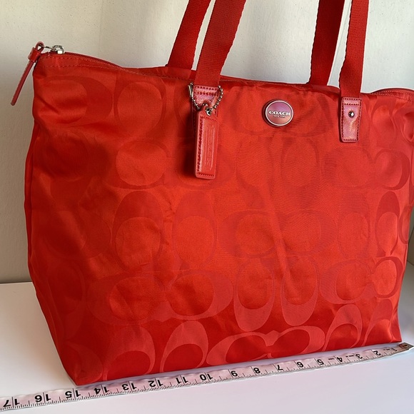 COACH Packable Weekender Tote With Removable Pouch - Picture 15 of 17